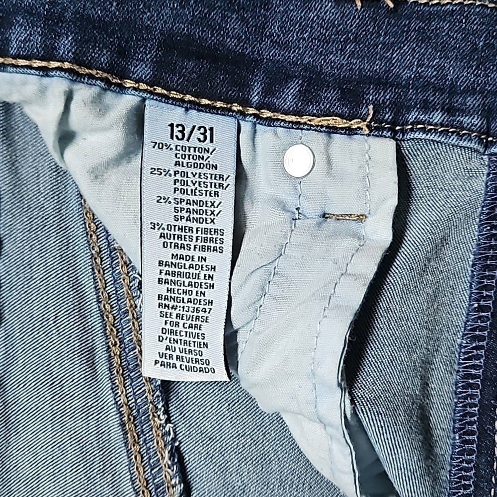 Time and Tru distressed denim jeans, size 13/31 - Picture 6 of 7